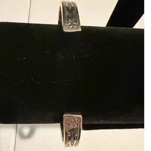 C+C Sterling Silver 925 Ornate Scroll Cross Cuff Bracelet Vintage Style 1.58oz - Picture 4 of 6